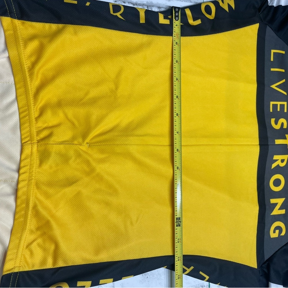 Nike Black and Yellow Cycling Jersey. Race Raglan. Womens M. “Live Strong”. Bike - Picture 10 of 12